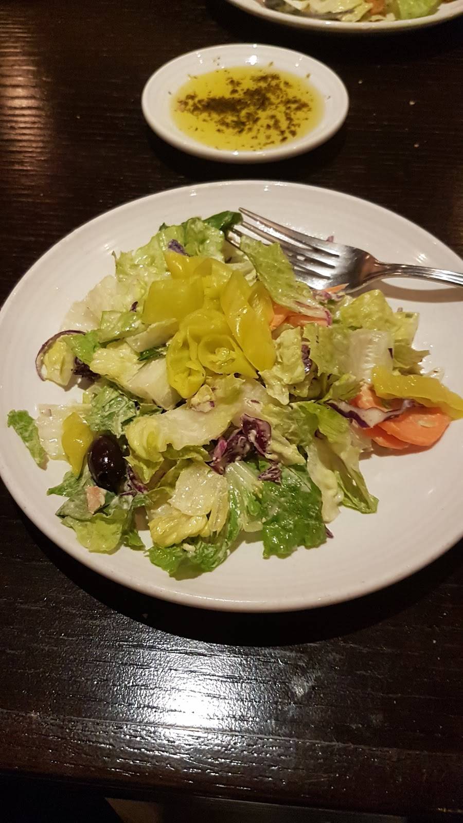 Carrabbas Italian Grill | restaurant | 2 Upjohn St, Bedford, NH 03110, USA | 6036410004 OR +1 603-641-0004