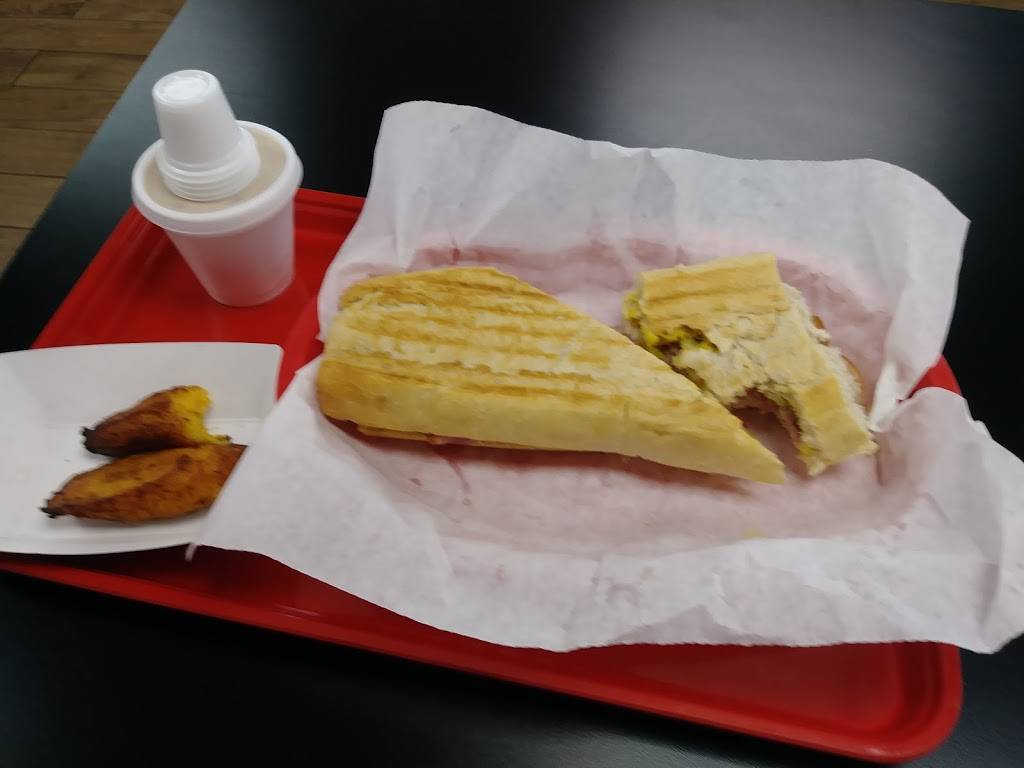 Halls Deli Cuban Cafe | restaurant | 7438 Maynardville Pike, Knoxville, TN 37938, USA | 8653773222 OR +1 865-377-3222