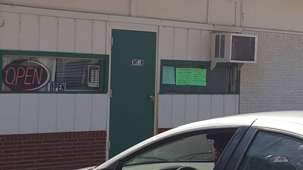 Juquila Tacos | restaurant | 1400 S Summit St, Arkansas City, KS 67005, USA | 6205068250 OR +1 620-506-8250