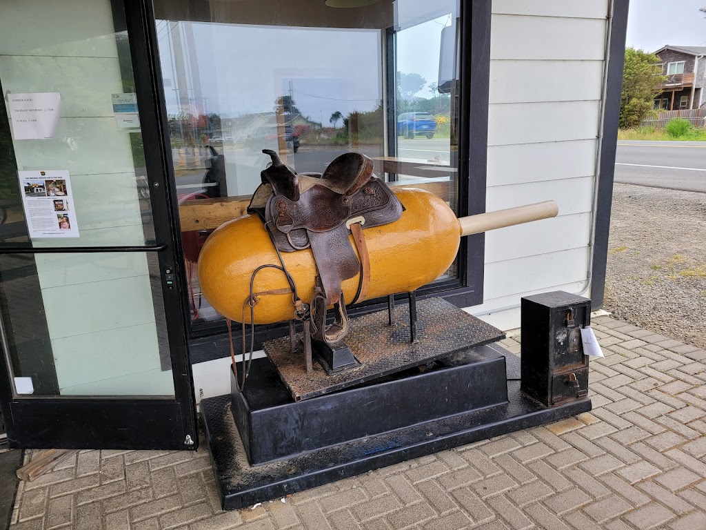 The Original Pronto Pup | restaurant | 602 S, 602 US-101, Rockaway Beach, OR 97136, USA | 9713061616 OR +1 971-306-1616