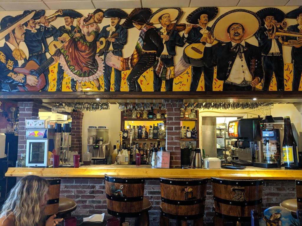Si Senor Mex-Mex Bar and Grill | restaurant | 612 Walmart Dr, Farmington, MO 63640, USA | 5737473030 OR +1 573-747-3030