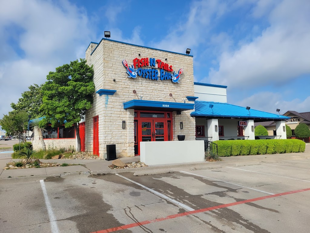 Fish n tails oyster bar | restaurant | 2225 S Stemmons Fwy, Lewisville, TX 75067, USA | 4694644329 OR +1 469-464-4329