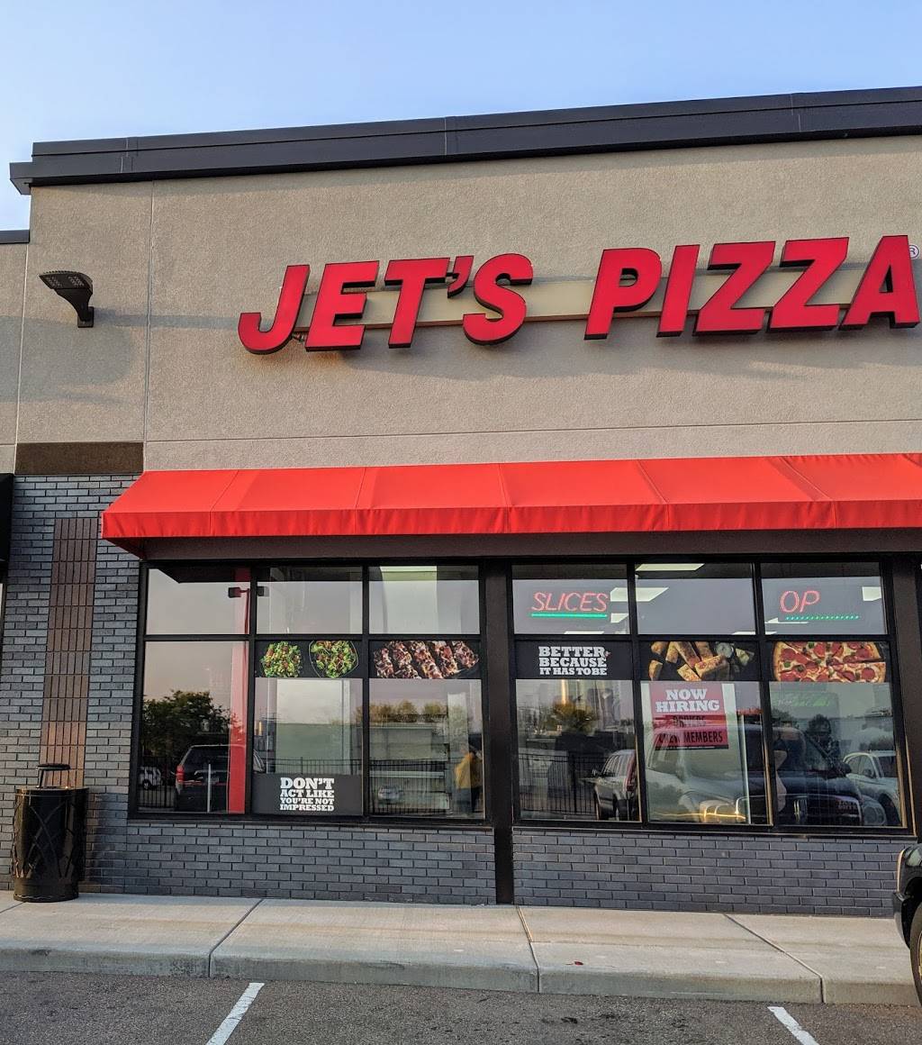 Jets Pizza | meal delivery | 2158 Rice St, Maplewood, MN 55113, USA | 6513005387 OR +1 651-300-5387