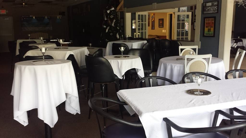 hideaway | restaurant | 1021 2nd Ave N, North Myrtle Beach, SC 29582, USA | 8432805301 OR +1 843-280-5301