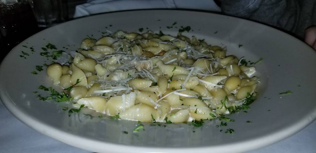 Nonno Pinos | restaurant | 6718 N Northwest Hwy, Chicago, IL 60631, USA | 7735941155 OR +1 773-594-1155