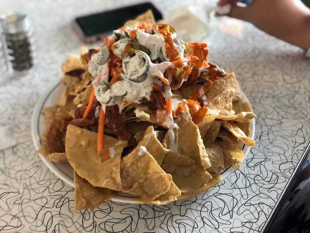 Spiral Diner & Bakery | bakery | 1101 N Beckley Ave, Dallas, TX 75203, USA | 2149484747 OR +1 214-948-4747