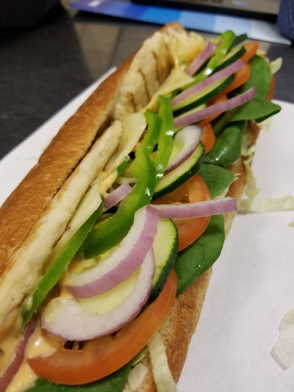 Subway Restaurants | restaurant | 744 El Camino Real, San Carlos, CA 94070, USA | 6506371296 OR +1 650-637-1296