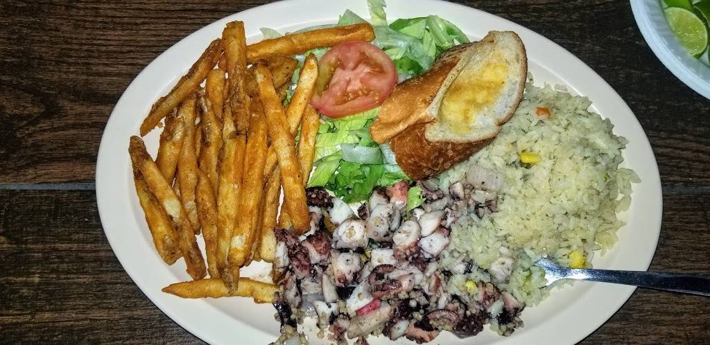 La Palapa | restaurant | 2000 W 34th St, Chicago, IL 60608, USA | 7733769620 OR +1 773-376-9620