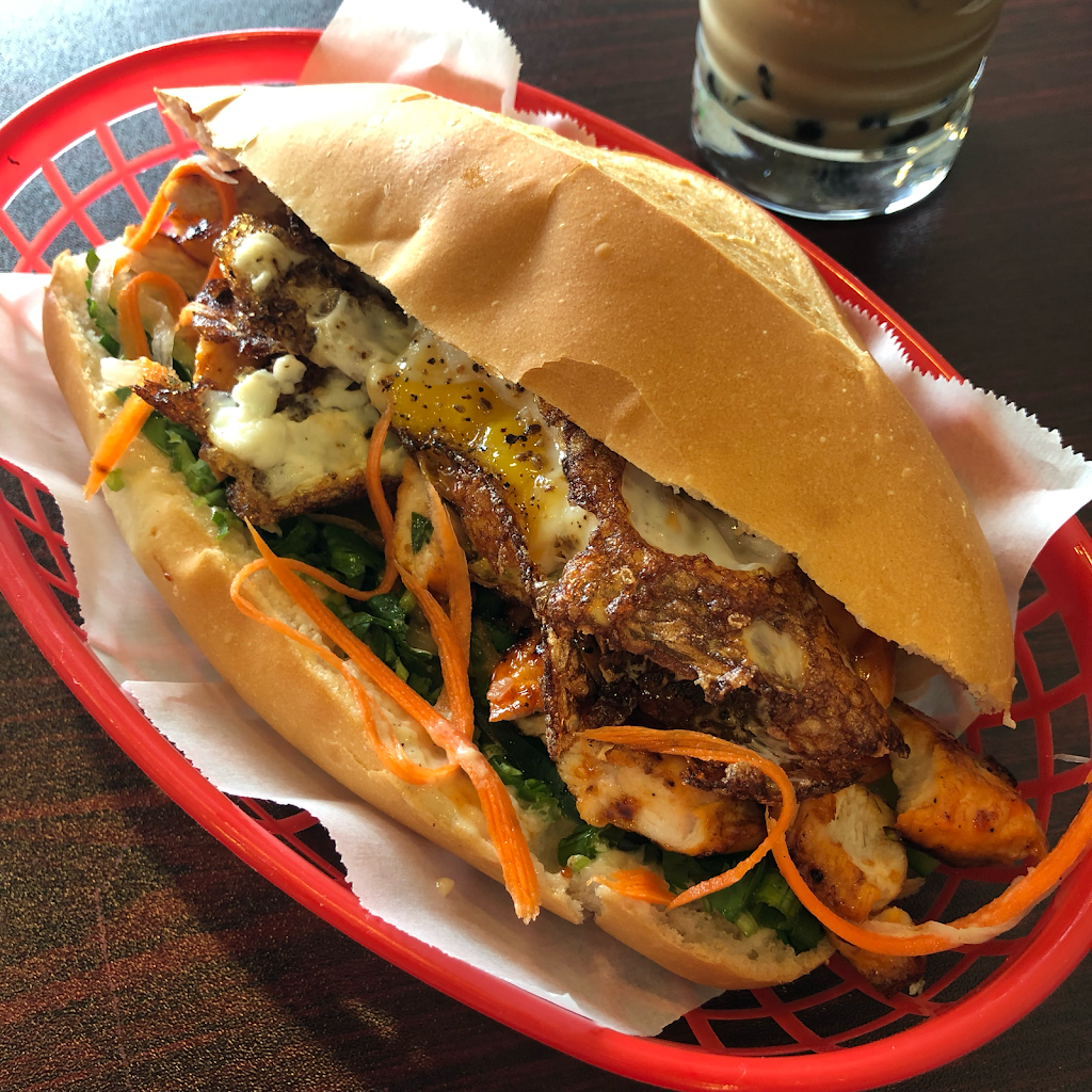 Pho Son | restaurant | 2980 US-34, Oswego, IL 60543, USA | 6306369746 OR +1 630-636-9746