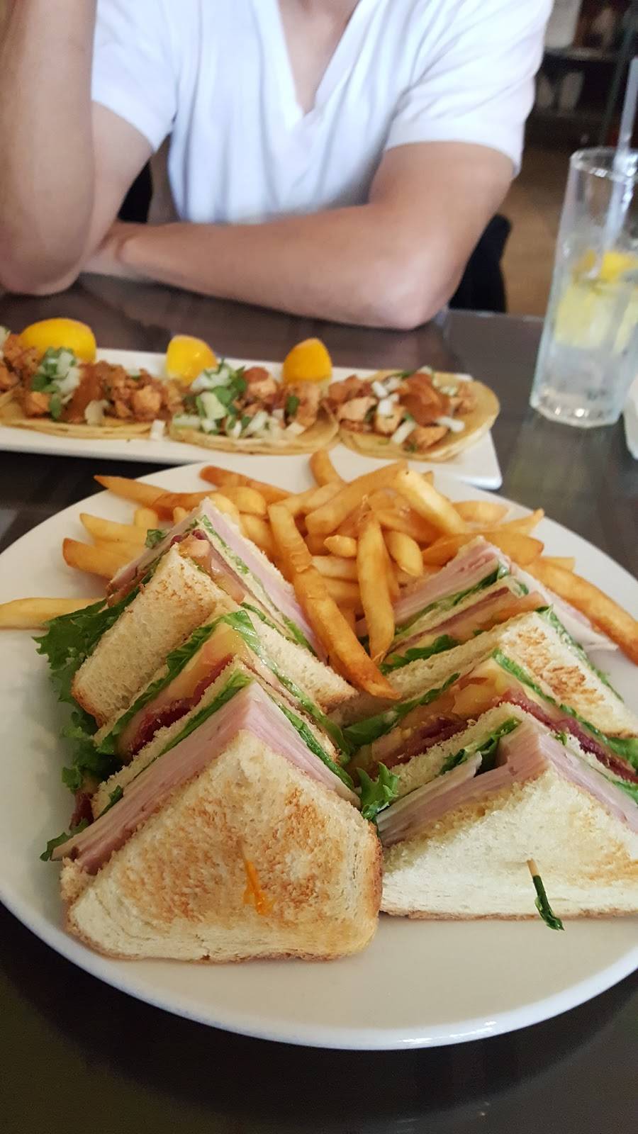 V Boulevard Cafe | cafe | 1608 Victory Blvd A, Glendale, CA 91201, USA | 8182472200 OR +1 818-247-2200