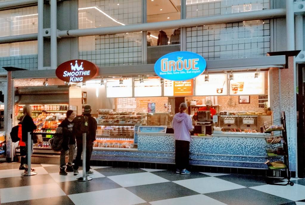 Smoothie King | restaurant | United Terminal 1 Gate B-6 Chicago OHare Airport, Chicago, IL 60666, USA | 8005774200 OR +1 800-577-4200