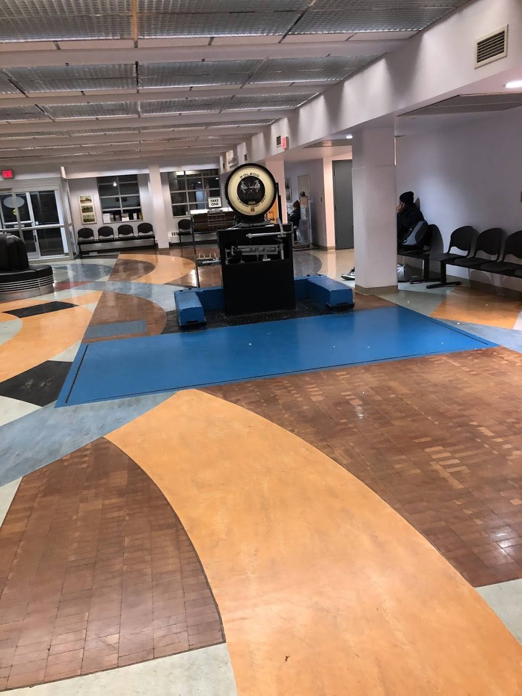 Subway | restaurant | 415 Emerald Ave, Toledo, OH 43604, USA | 4192496551 OR +1 419-249-6551