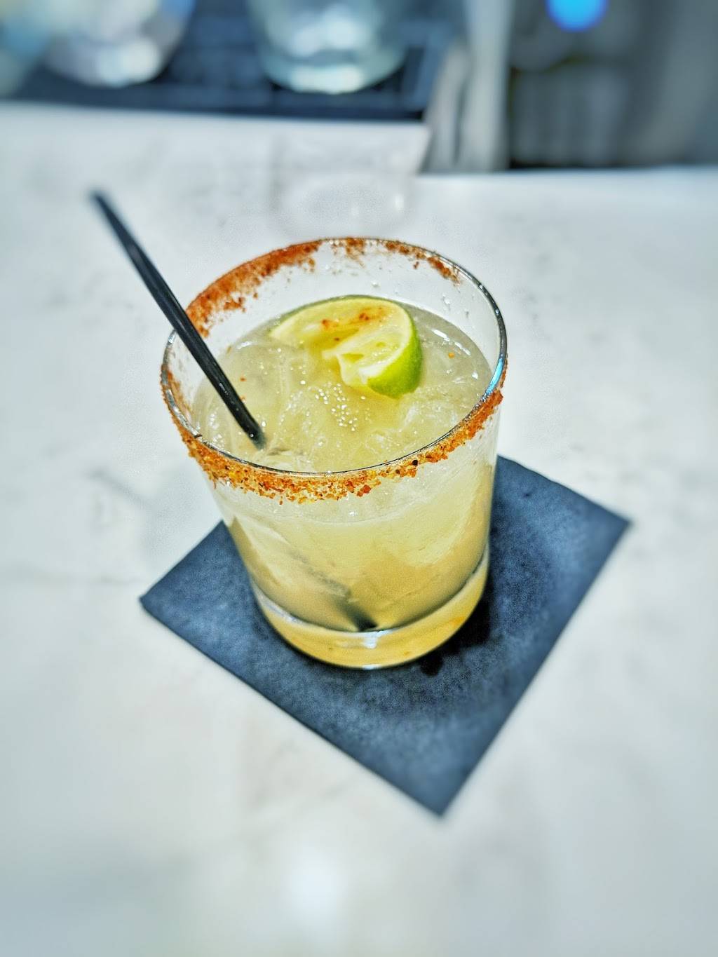 Seis Kitchen | restaurant | 1765 E River Rd, Tucson, AZ 85718, USA | 5206127630 OR +1 520-612-7630