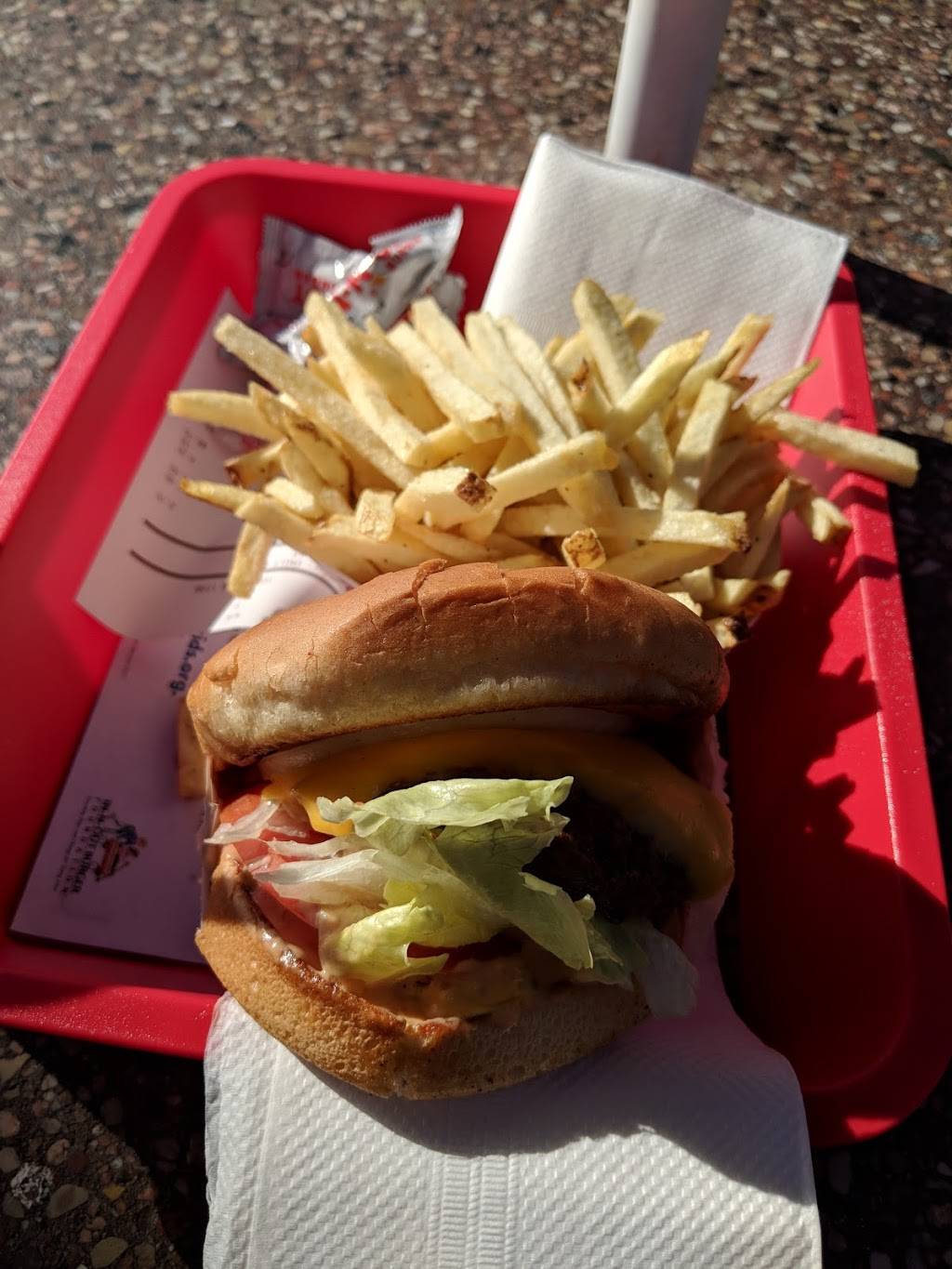 In-N-Out Burger | restaurant | 420 N Santa Anita Ave, Arcadia, CA 91006, USA | 8007861000 OR +1 800-786-1000