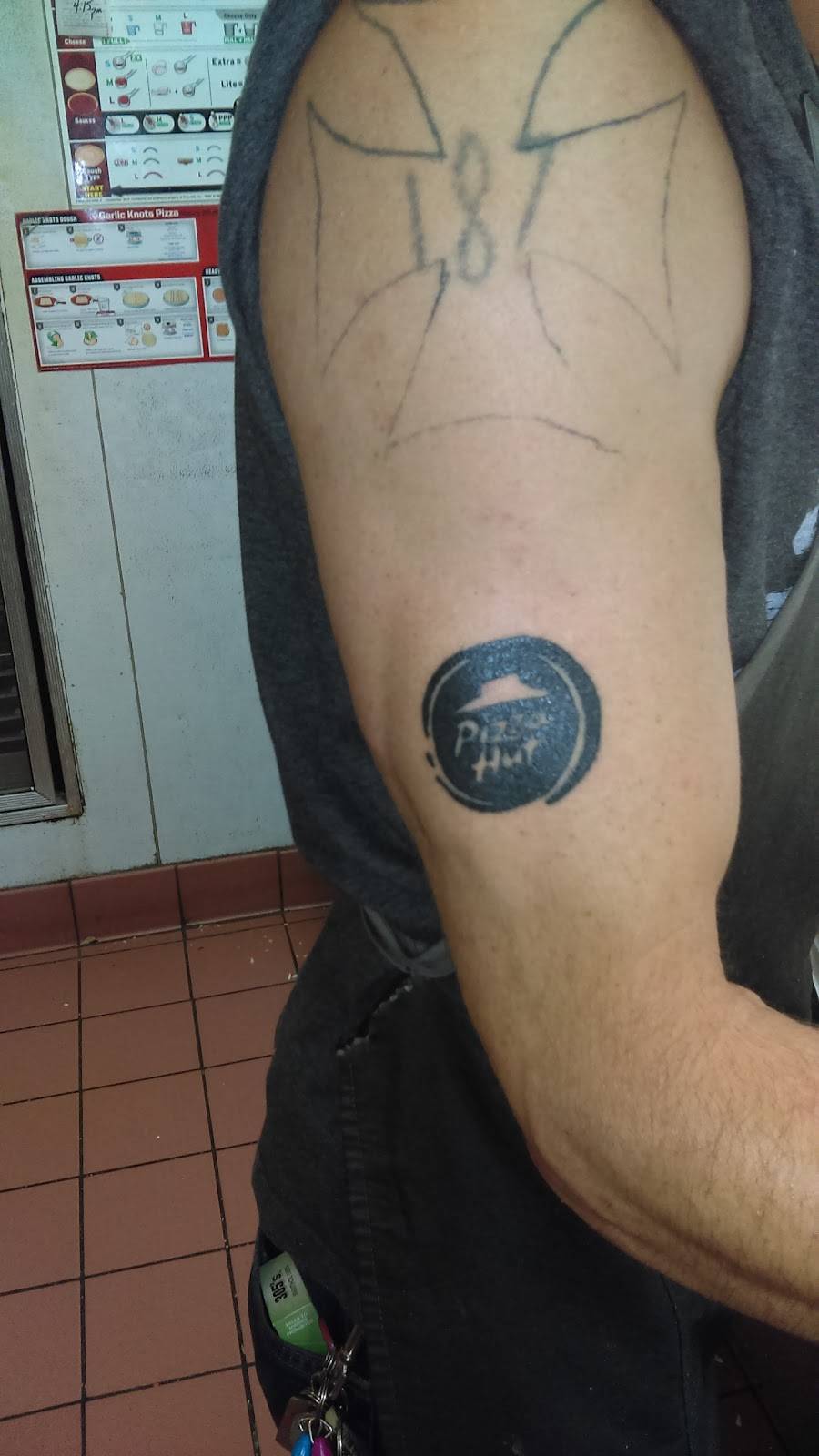 Pizza Hut | restaurant | 1020 N Edgewood Ave N Suite 17, Jacksonville, FL 32254, USA | 9046952122 OR +1 904-695-2122