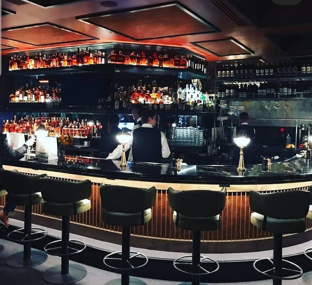 1933 Lounge by St. Elmo | restaurant | 9707 District North Drive Suite 1120, Fishers, IN 46037, USA | 3177581933 OR +1 317-758-1933