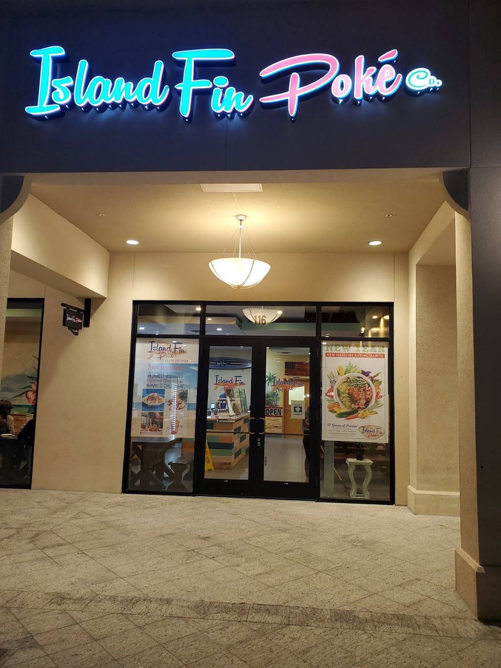 Island Fin Poke, windermere | restaurant | 4750 The Grove Dr, Windermere, FL 34786, USA | 4072177198 OR +1 407-217-7198