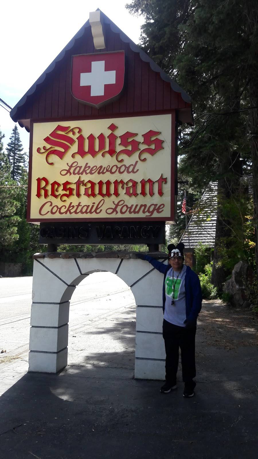 Swiss Lakewood | restaurant | 5055 W Lake Blvd, Homewood, CA 96141, USA | 5305255211 OR +1 530-525-5211