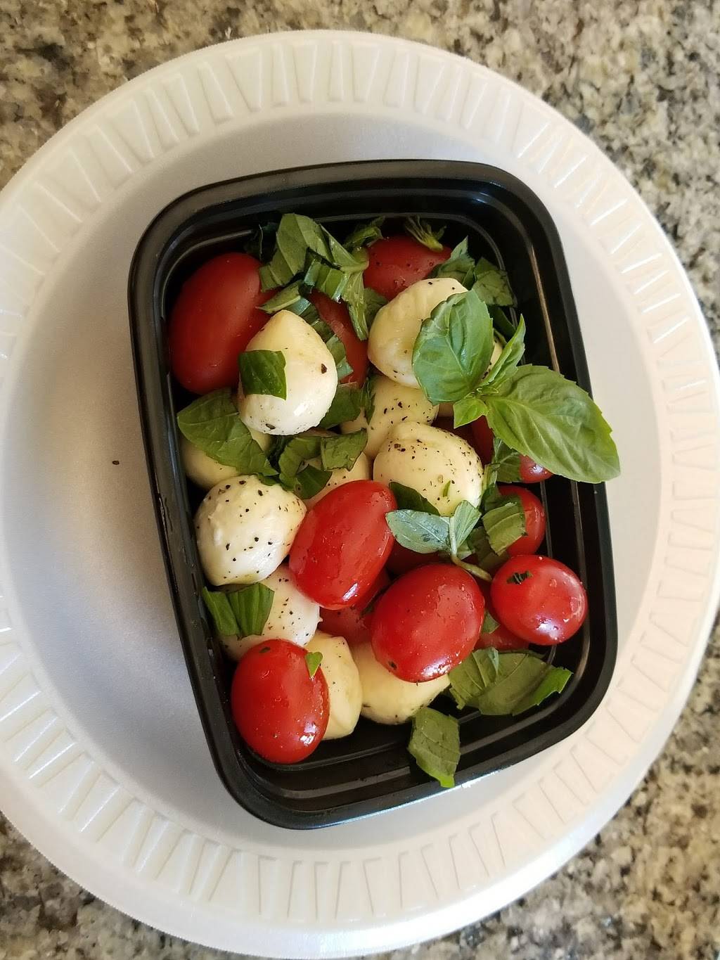 Isabellas Pizza | restaurant | 221 S High St, Baltimore, MD 21202, USA | 4109628888 OR +1 410-962-8888