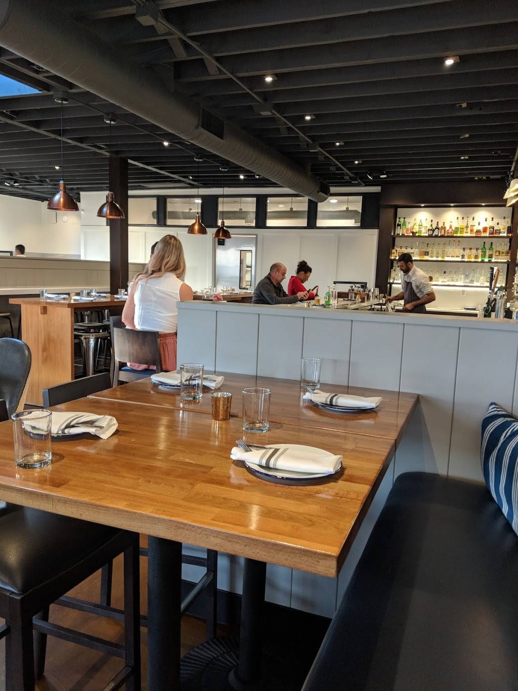 foothill | restaurant | 2835 E Foothill Blvd, Pasadena, CA 91107, USA | 6264492337 OR +1 626-449-2337