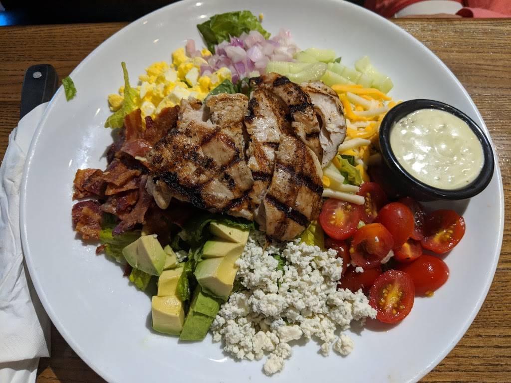 TGI Fridays | restaurant | 11705 W Hillsborough Ave, Tampa, FL 33635, USA | 8138916496 OR +1 813-891-6496