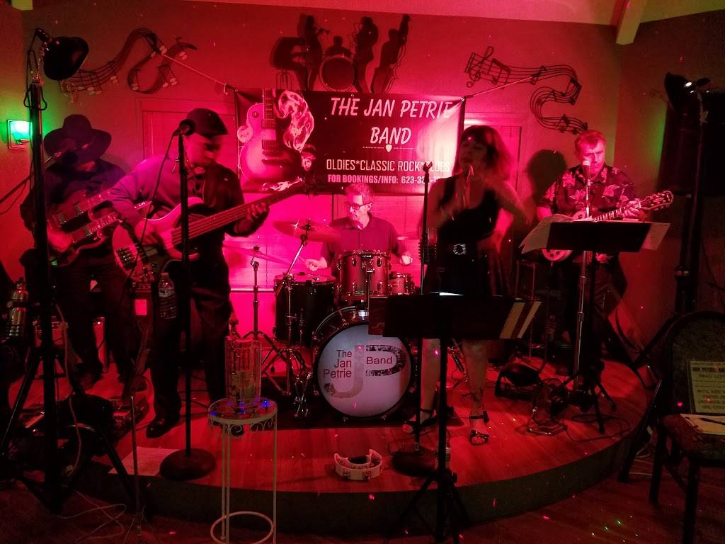 Sunset Bistro At the Lakes | restaurant | 19260 N Westbrook Pkwy, Peoria, AZ 85382, USA | 6235661132 OR +1 623-566-1132