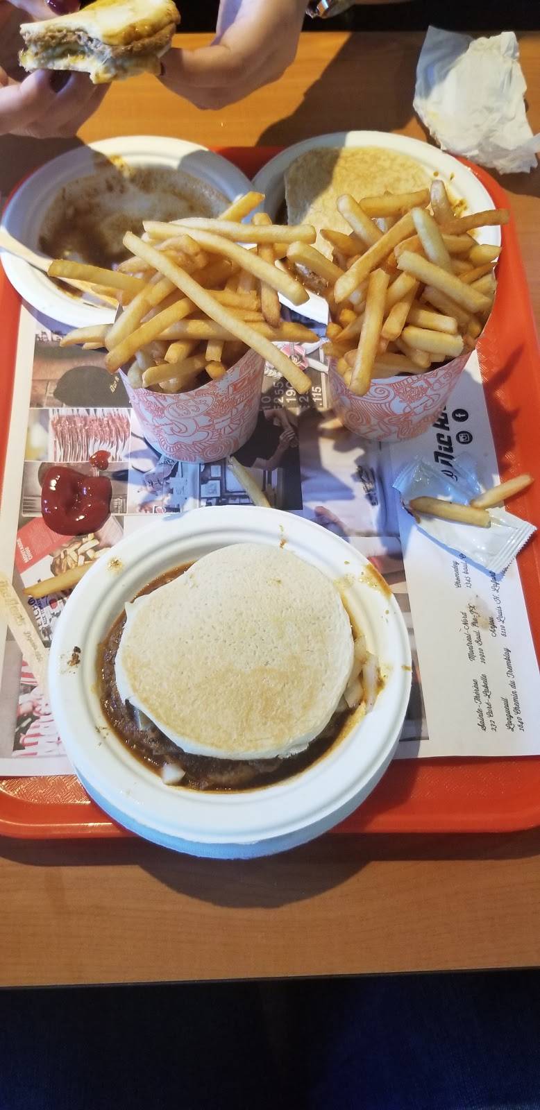 Dic Anns Sainte-Thérèse | restaurant | 232 Boulevard Curé-Labelle, Sainte-Thérèse, QC J7E 2X7, Canada | 4509519555 OR +1 450-951-9555