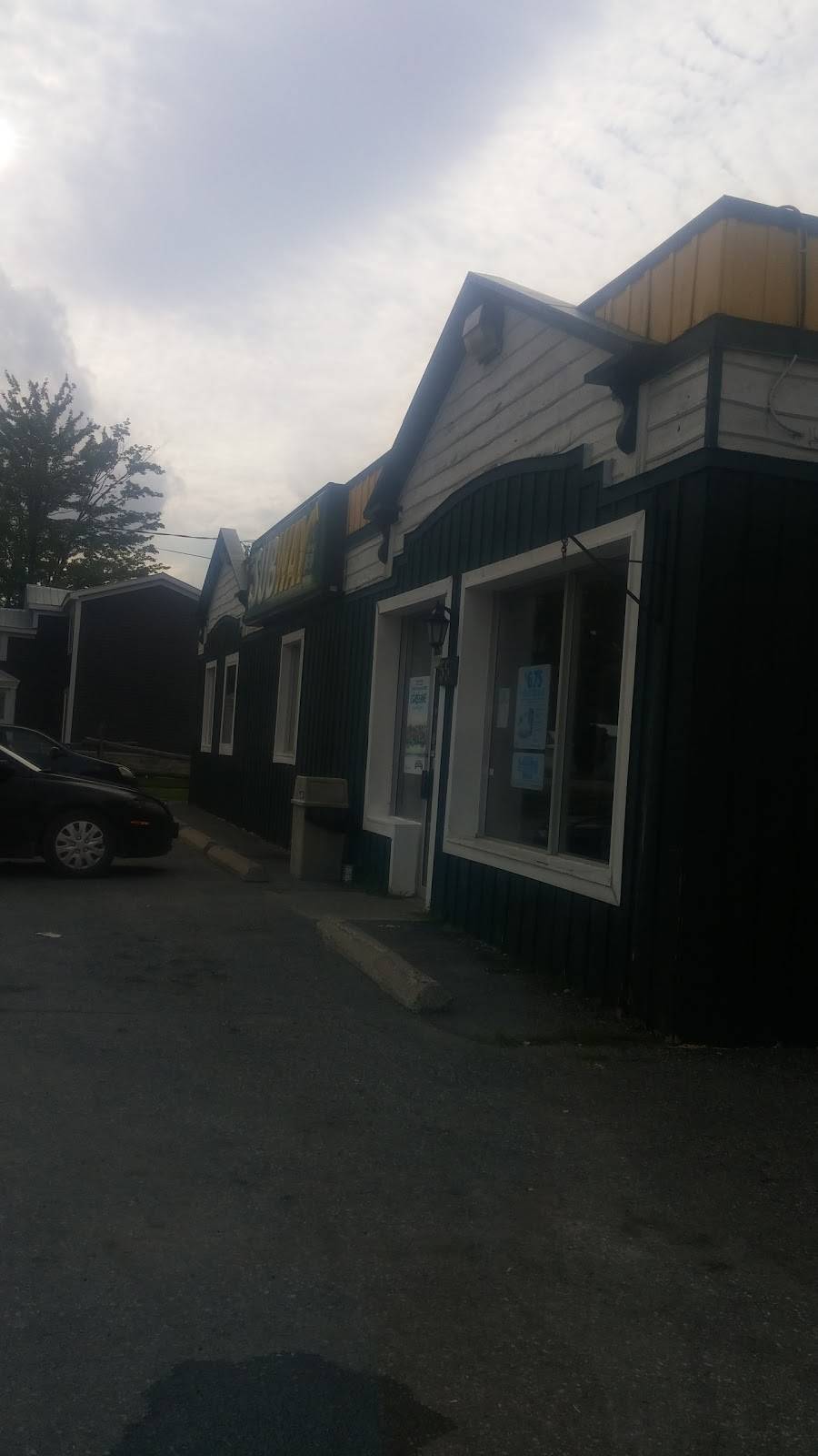 Subway | restaurant | 550 St Phillippe St, Alfred, ON K0B 1A0, Canada | 6136794343 OR +1 613-679-4343