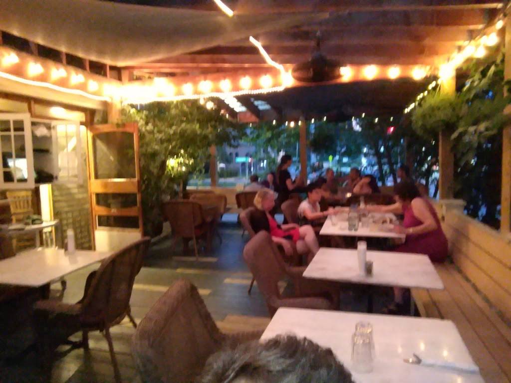 Destino Fiesta Mexicana | restaurant | 1 Church St, Chatham, NY 12037, USA | 5183926663 OR +1 518-392-6663