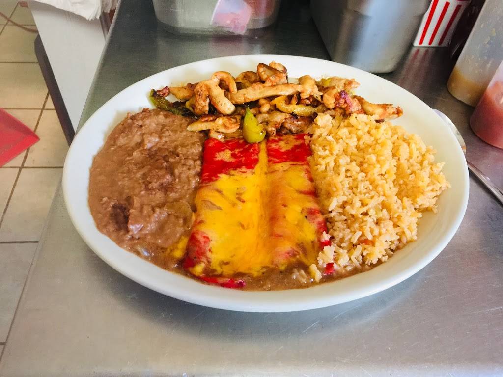 Guerrero’s Mexican Restaurant | restaurant | 680 Gillette Blvd, San Antonio, TX 78221, USA | 2109570699 OR +1 210-957-0699