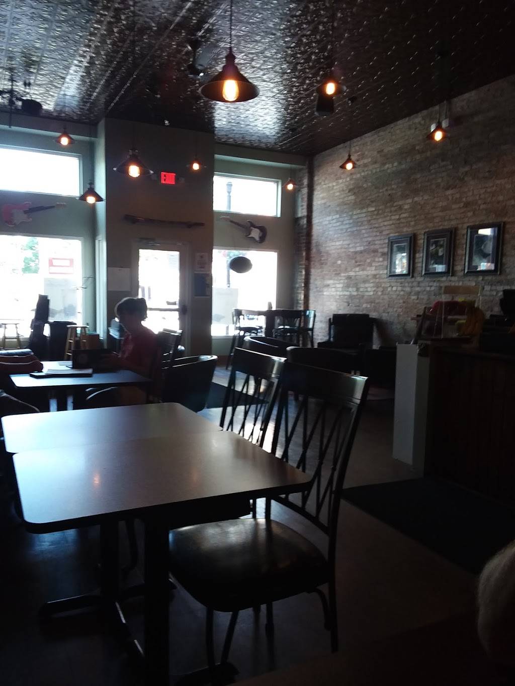 Kora Brewhouse and Wine bar | restaurant | 120 S Lynn St, Bryan, OH 43506, USA | 4196330928 OR +1 419-633-0928