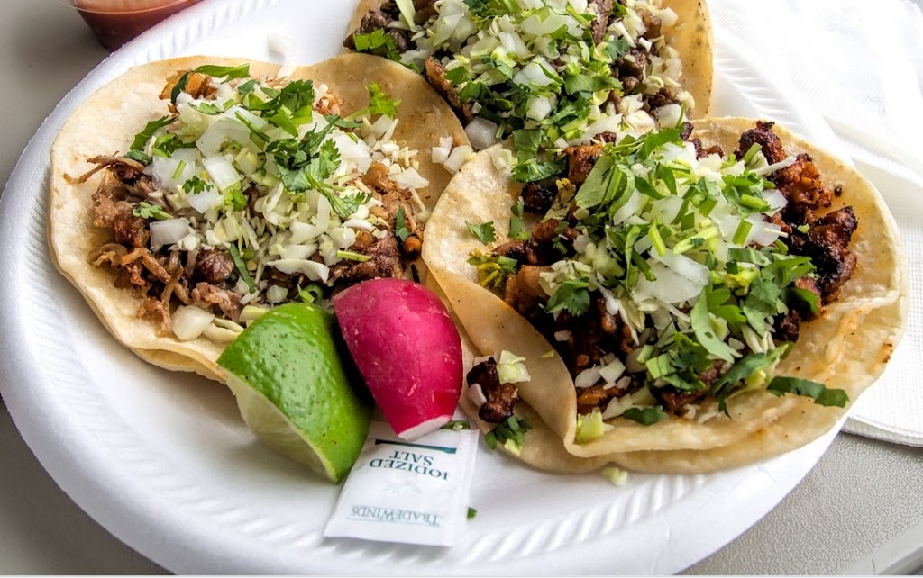 DON MANZO | restaurant | 110 N Wind St, Flandreau, SD 57028, USA | 6059975257 OR +1 605-997-5257