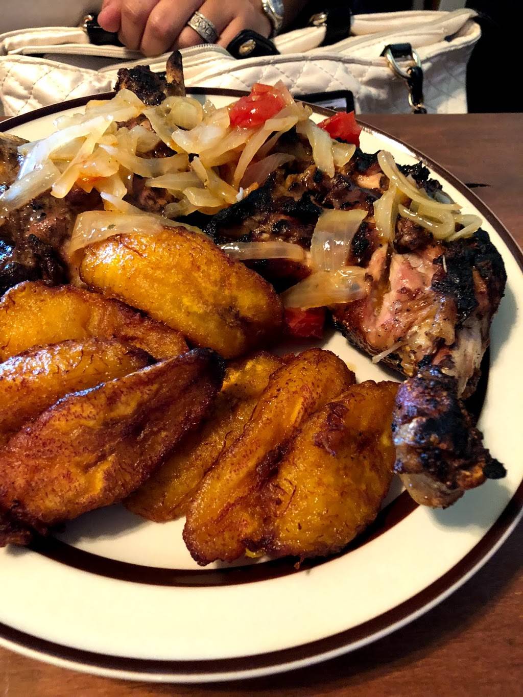 Alafia West African Cuisine Beninese Restaurant | restaurant | 1070 N Swan Rd, Tucson, AZ 85711, USA | 5203317161 OR +1 520-331-7161