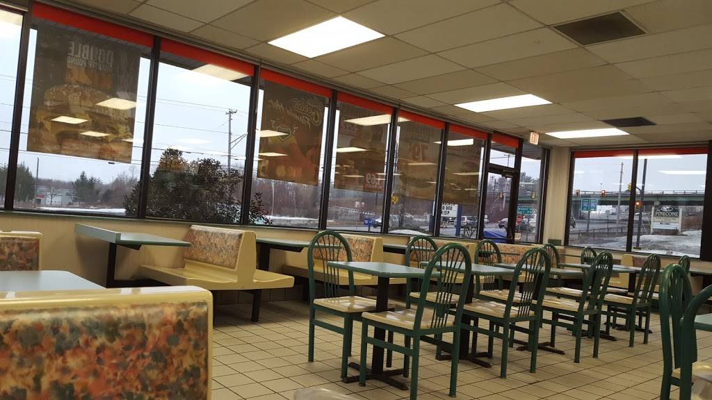 Burger King | restaurant | 465 Kennedy Memorial Dr, Waterville, ME 04901, USA | 2078770772 OR +1 207-877-0772