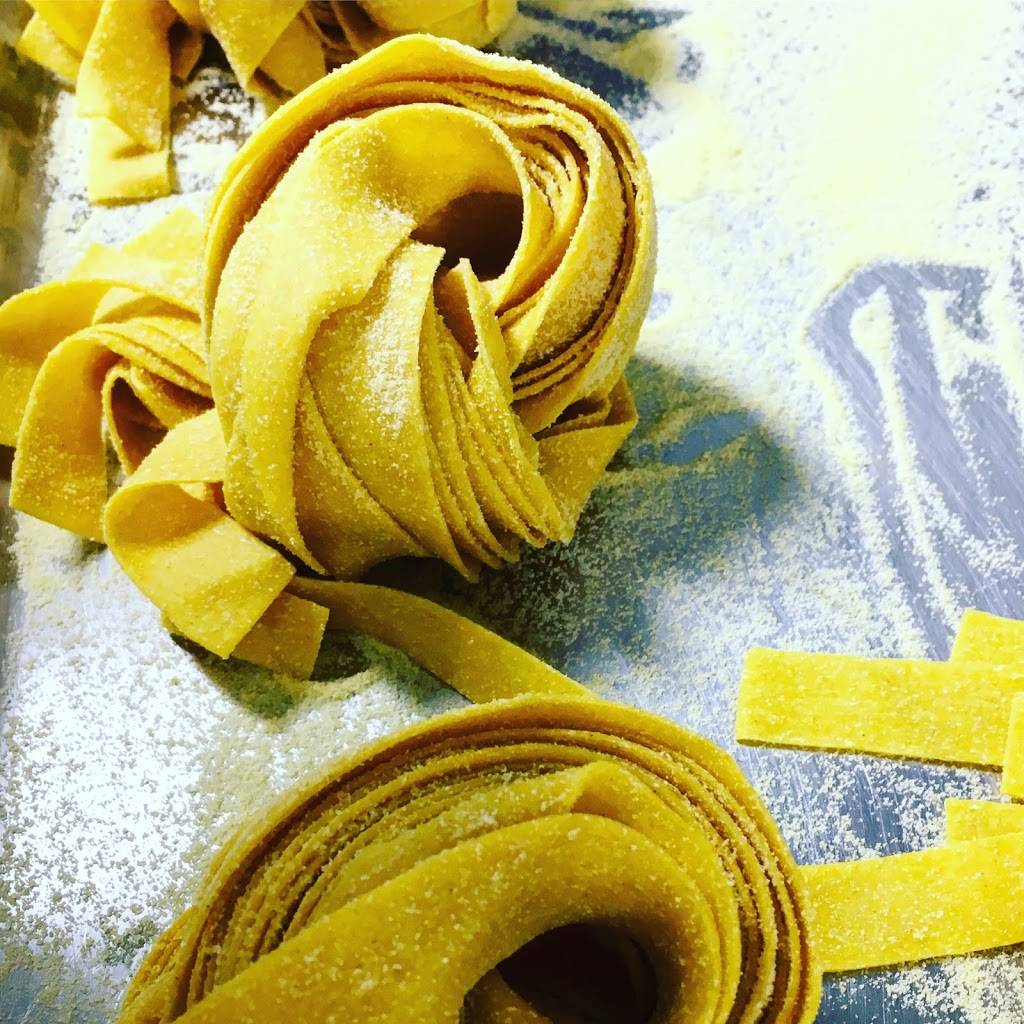 Chef to Go | restaurant | 1258 Pallatine Dr, Oakville, ON L6H 1Z2, Canada | 9054670385 OR +1 905-467-0385