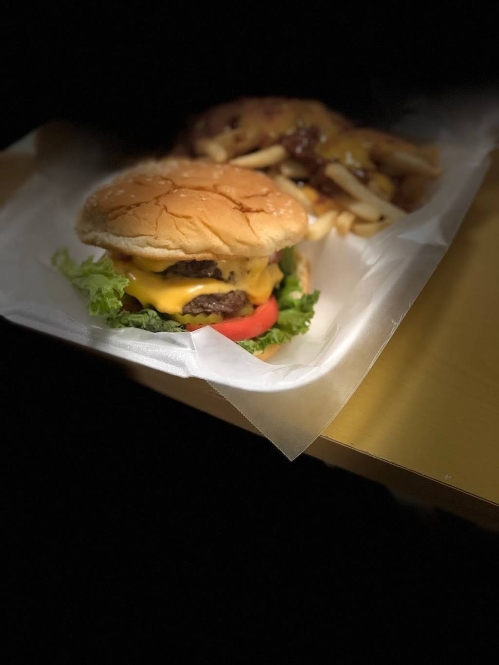 Nettas Coney Island | restaurant | 507 Memorial Dr, Paris, TN 38242, USA | 7313332962 OR +1 731-333-2962