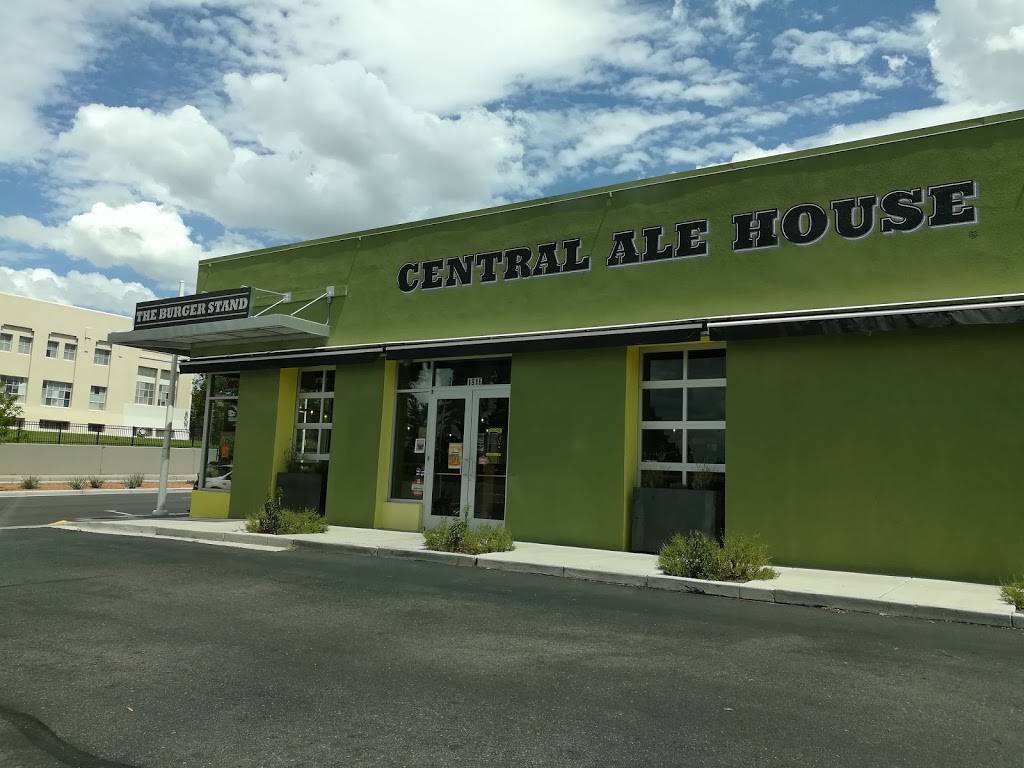 Small Fry Burgers by The Burger Stand | restaurant | 1916 Central Ave SE, Albuquerque, NM 87106, USA | 5053128893 OR +1 505-312-8893