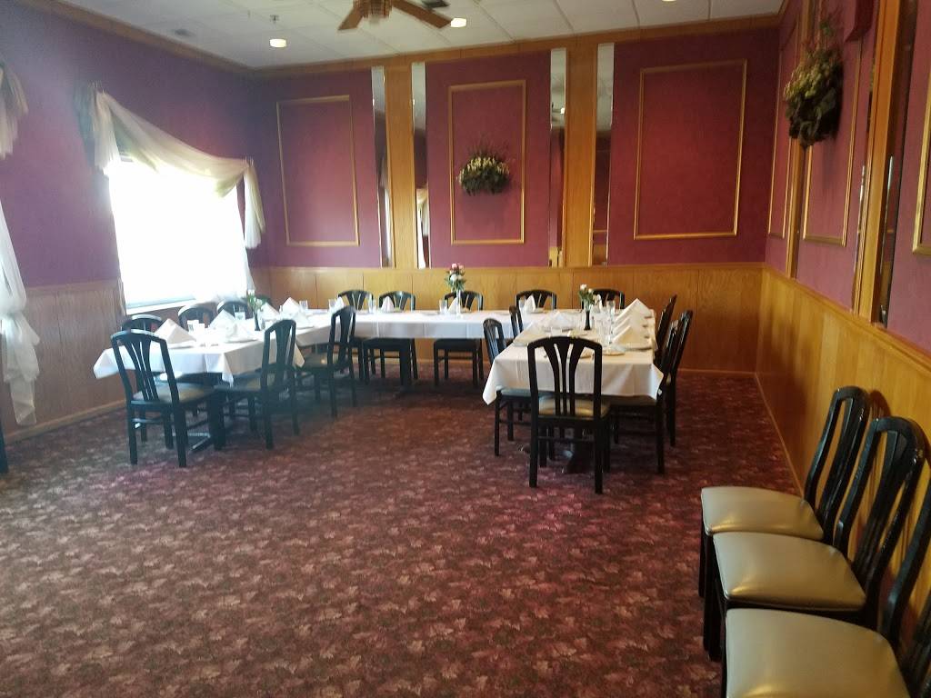 Trio Restaurant & Banquets | restaurant | 980 75th St, Downers Grove, IL 60516, USA | 6309607485 OR +1 630-960-7485