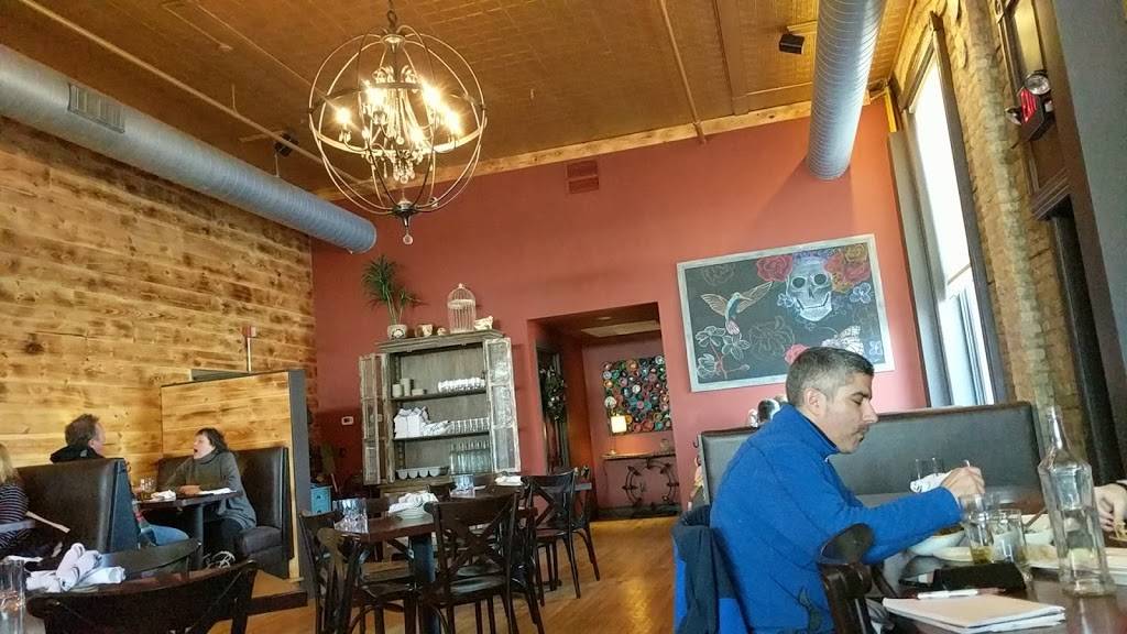 Pajarito | restaurant | 605 7th St W, St Paul, MN 55102, USA | 6513409545 OR +1 651-340-9545