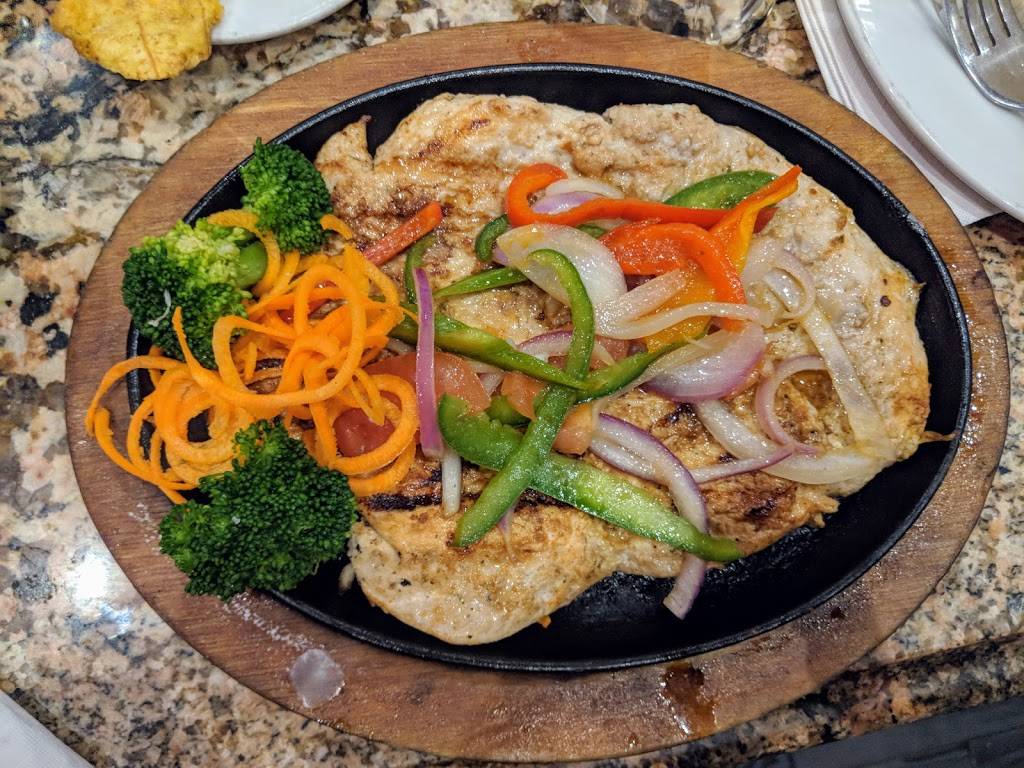 Malecon | restaurant | 5592 Broadway, Bronx, NY 10463, USA | 7184325155 OR +1 718-432-5155