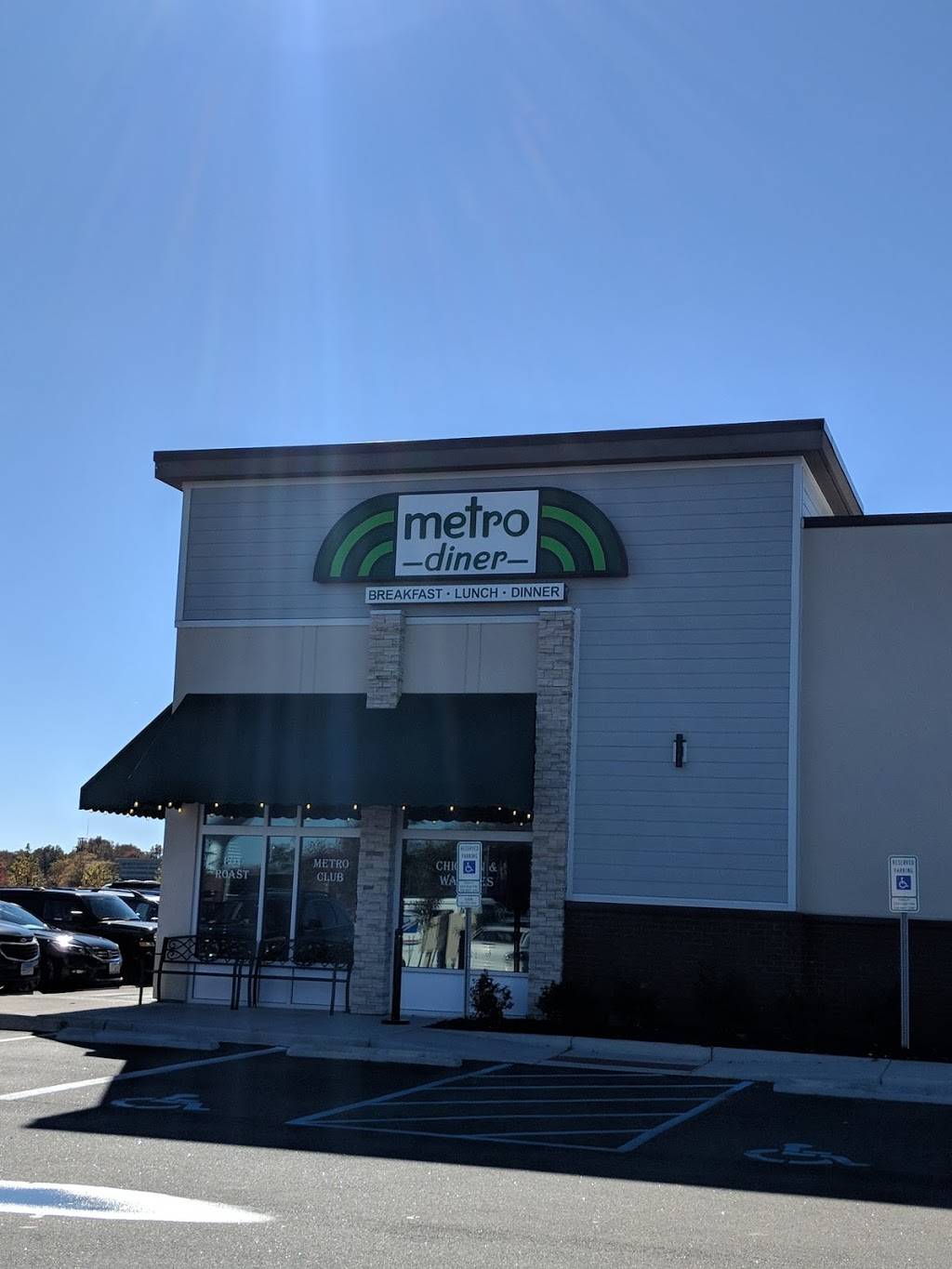 Metro Diner | cafe | 2051 Sun Harbour Avenue Suite 150, Suffolk, VA 23435, USA | 7577854574 OR +1 757-785-4574