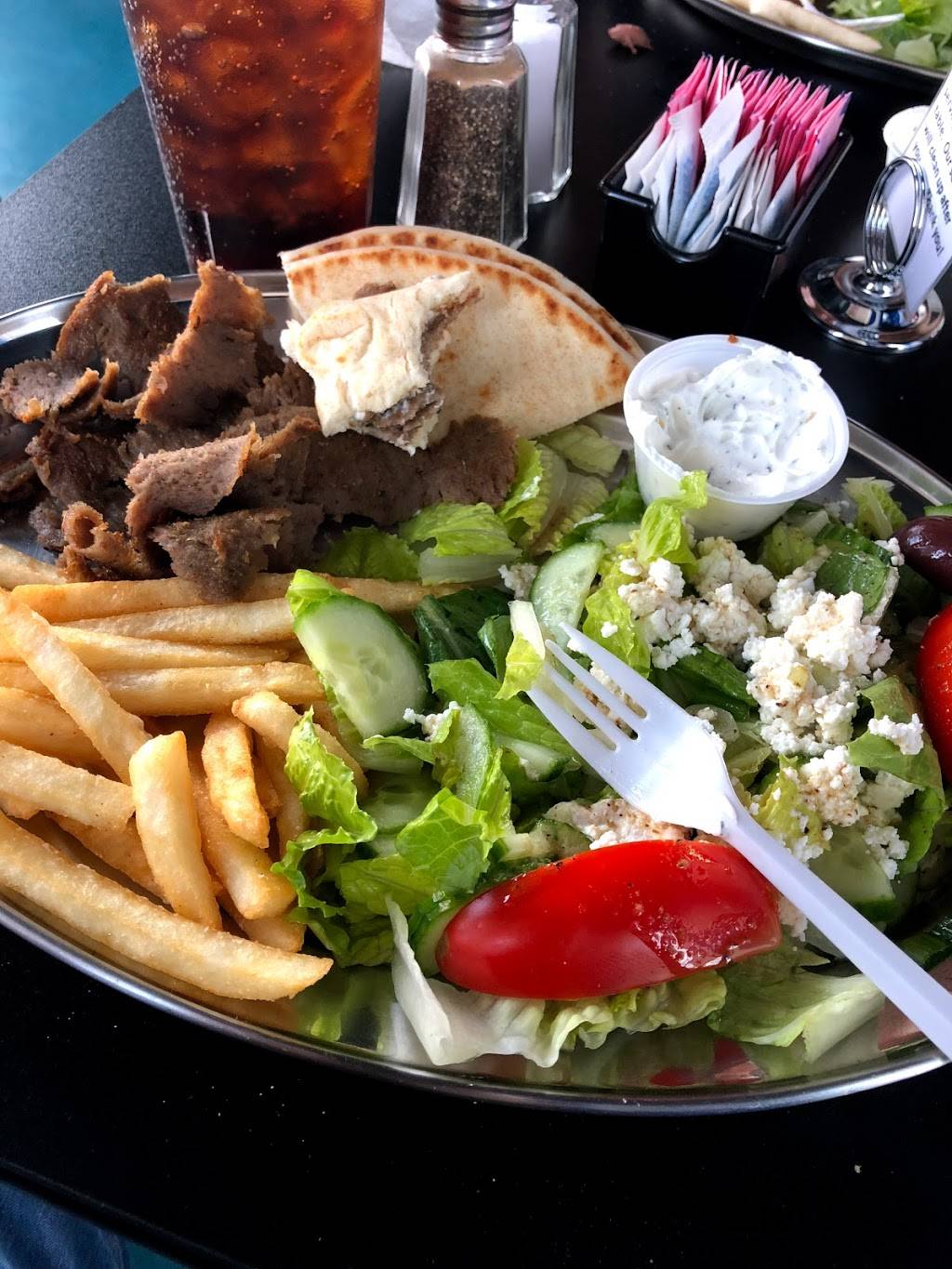 ATHENAS GREEK CAFE & GRILL | restaurant | 1901 20th St, Bakersfield, CA 93301, USA | 6618005322 OR +1 661-800-5322