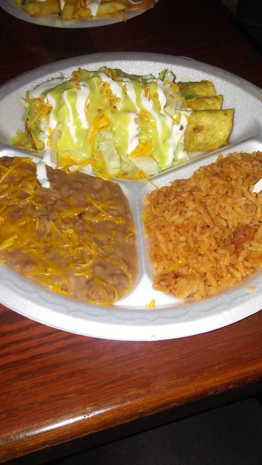 Dells | restaurant | 531 S La Cadena Dr, Colton, CA 92324, USA | 9093702474 OR +1 909-370-2474