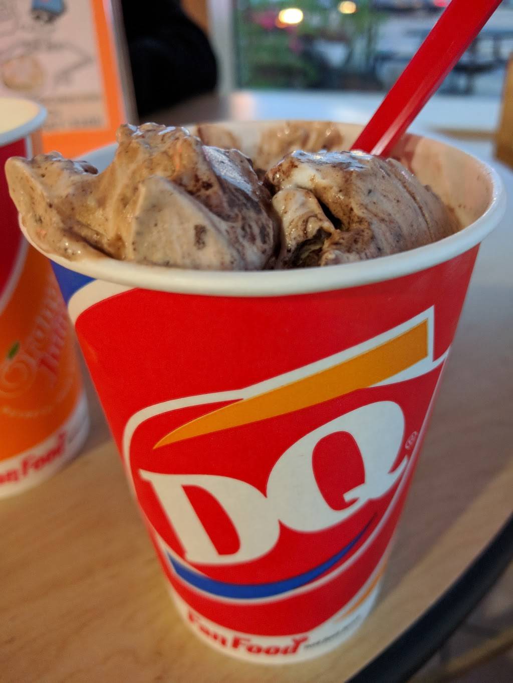 Dairy Queen Grill & Chill | restaurant | 888 S Main St, Lapeer, MI 48446, USA | 8106673288 OR +1 810-667-3288