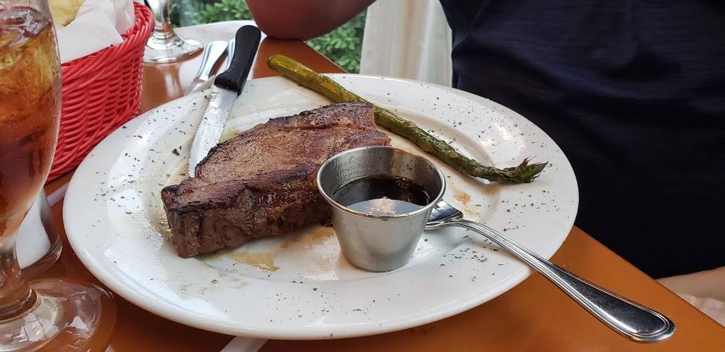 Carolina Seafood & Steak | restaurant | 9911 N Kings Hwy, Myrtle Beach, SC 29572, USA | 8439459288 OR +1 843-945-9288