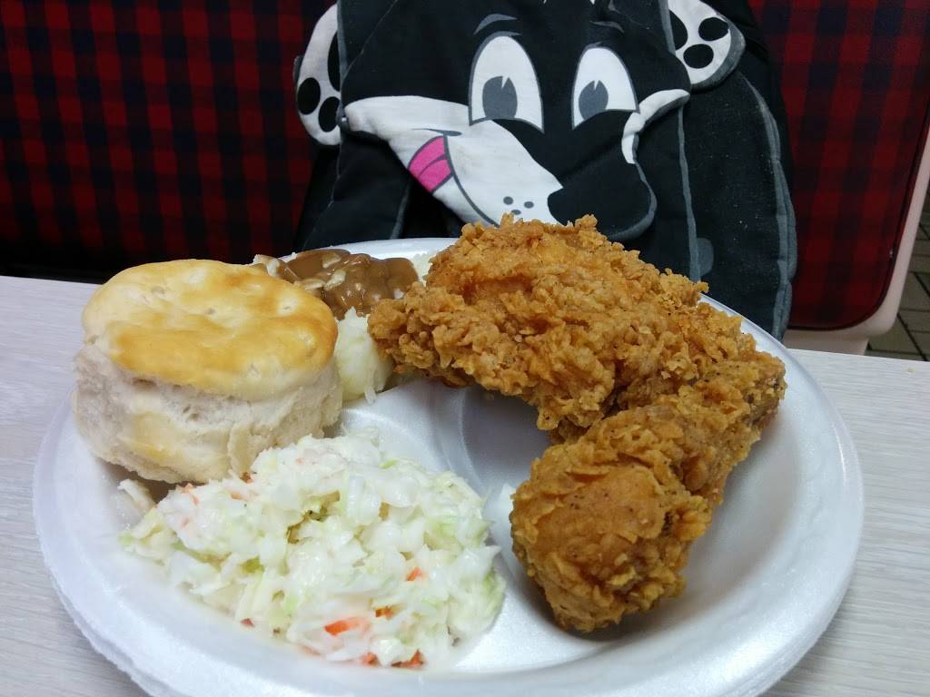 KFC | restaurant | 112 N Dupont Hwy, New Castle, DE 19720, USA | 3023228075 OR +1 302-322-8075