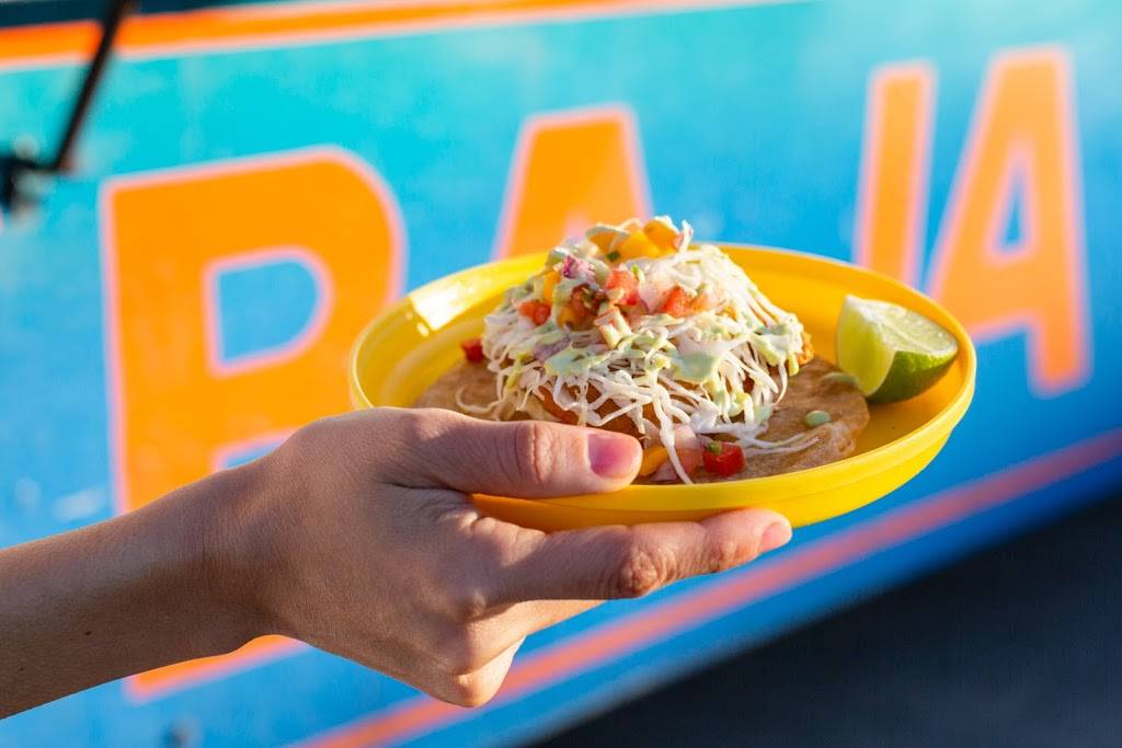 Rosarito | restaurant | 1812 E 6th St, Austin, TX 78702, USA | 5129710181 OR +1 512-971-0181