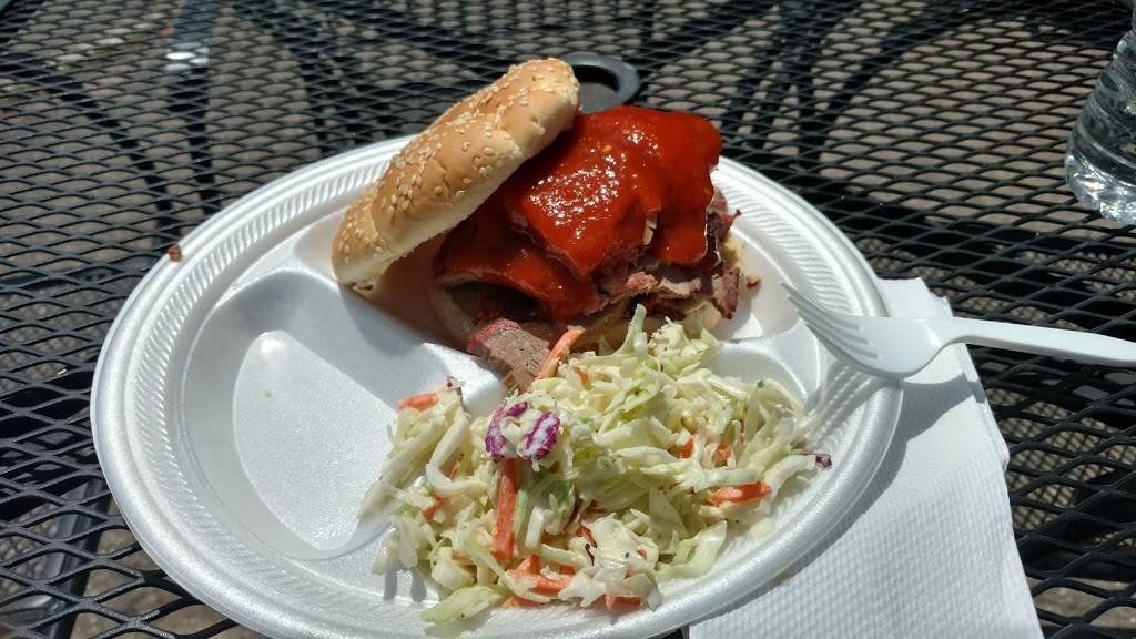 Bz BBQ Co | restaurant | 625 Paonia St, Colorado Springs, CO 80915, USA | 7192716881 OR +1 719-271-6881