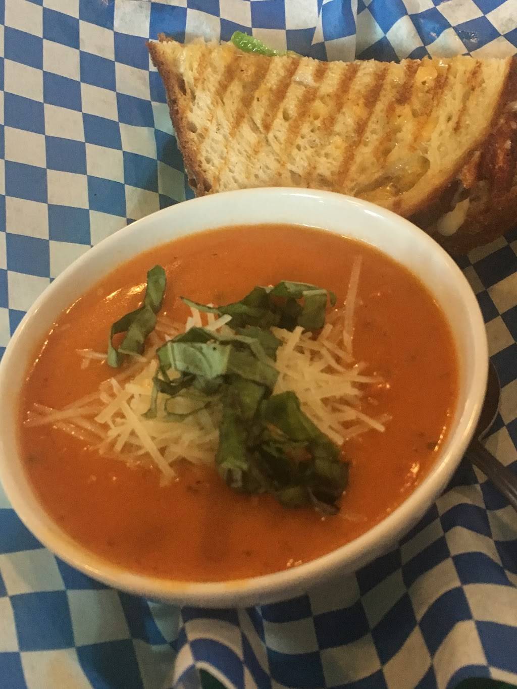 Three Mermaids Public House | restaurant | 18041 SW Lower Boones Ferry Rd #1b, Tigard, OR 97224, USA | 5033525091 OR +1 503-352-5091