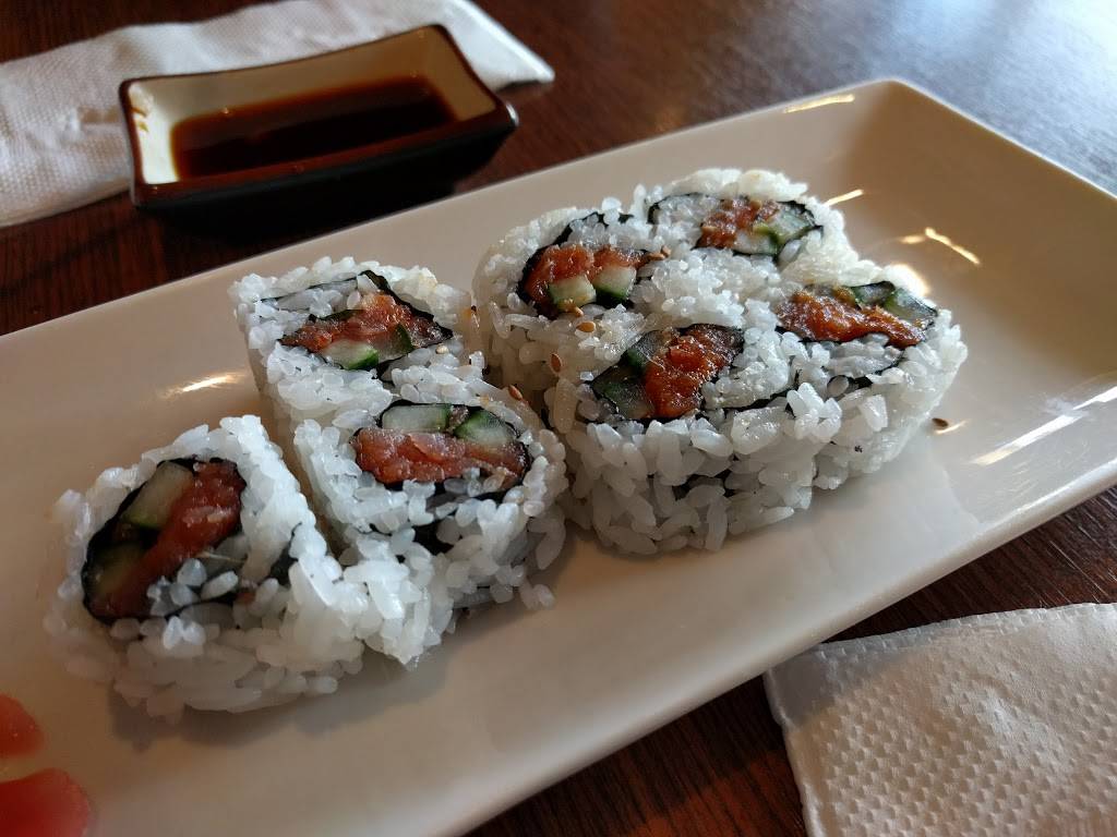 Kami Teriyaki & Sushi | restaurant | 19191 US-2, Monroe, WA 98272, USA | 3607947733 OR +1 360-794-7733